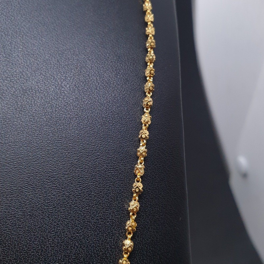 1 Line Football Cut Vertical Mala  VMG-0081